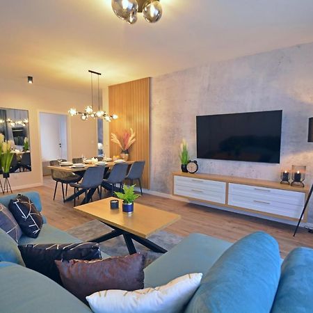 Świnoujście Platan - Sunset Apartments - Garaz מראה חיצוני תמונה
