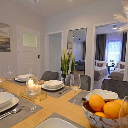 Świnoujście Platan - Sunset Apartments - Garaz מראה חיצוני תמונה