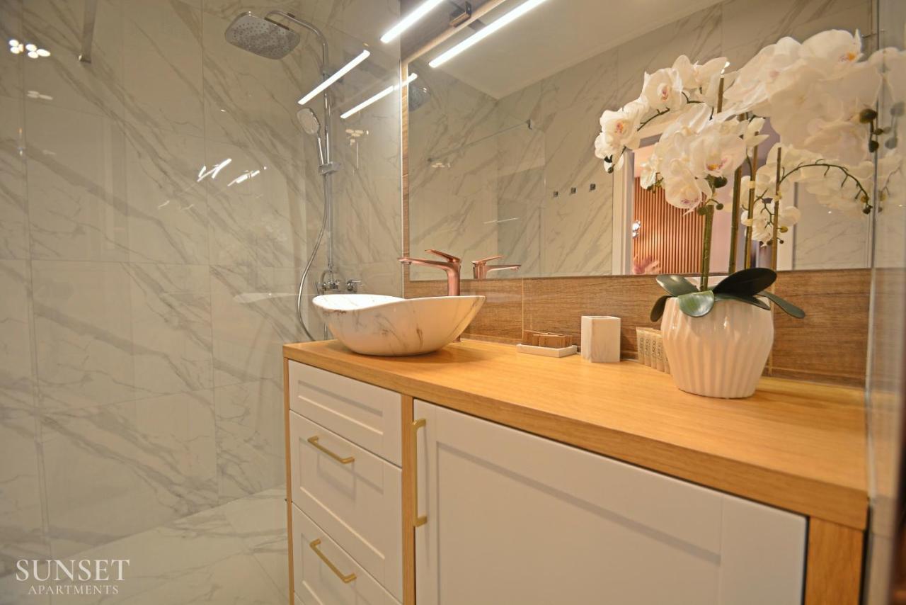 Świnoujście Platan - Sunset Apartments - Garaz מראה חיצוני תמונה